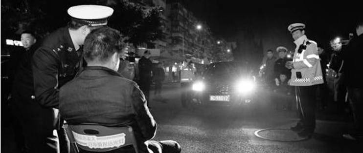 车生活记录:远光*党**,你坐下,咱俩说说心里话(LED车灯解析)