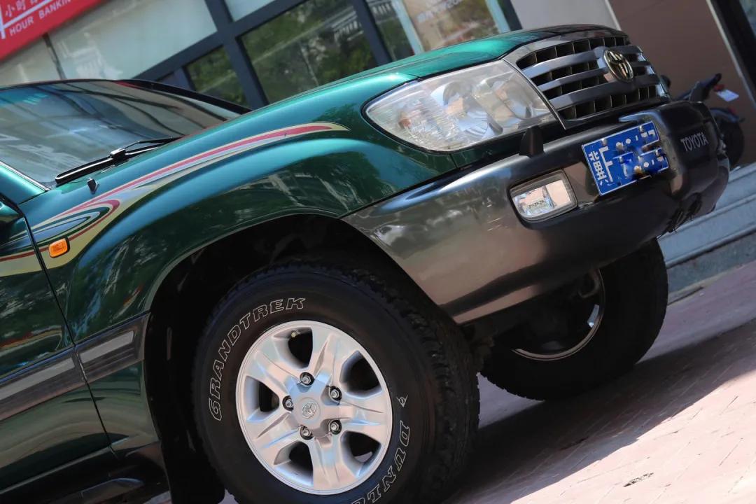 怪兽车翻新视频,怪兽搞老车