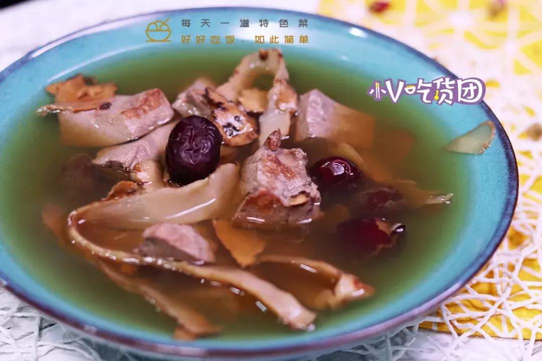 肝火旺喝猪肝汤吗,肝火重还失眠喝点什么茶为好