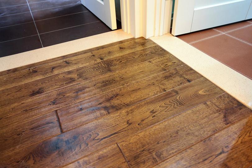 过门石怎样摆放硬币,过门石下面都摆放什么