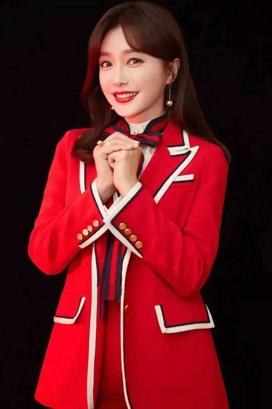 女明星怎么那么好看,中国女星春晚造型