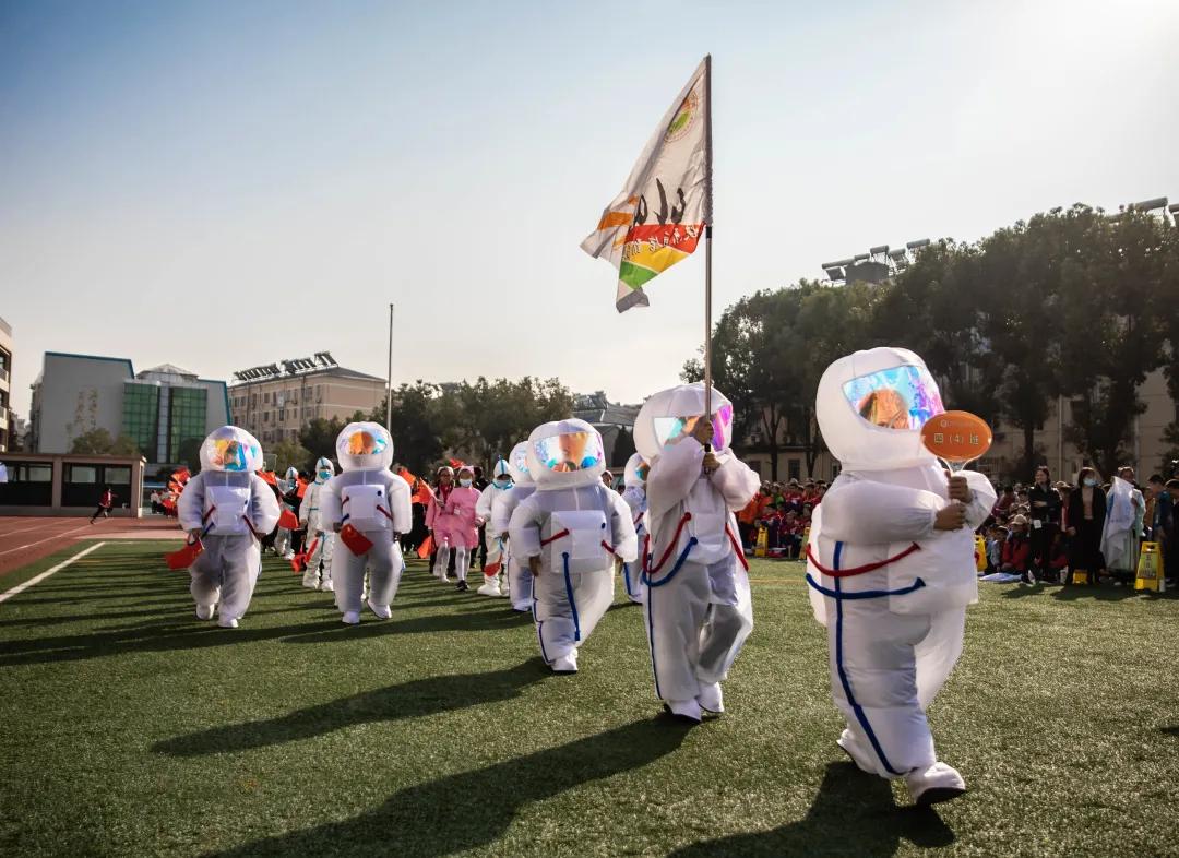 击剑校园比赛,学校击剑运动会