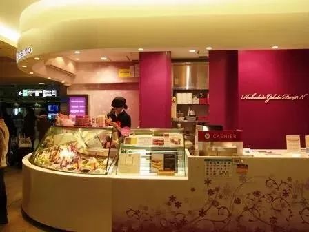 从味蕾上享受北海道的独特美食,重拾味蕾北海道香脆牛乳威化饼