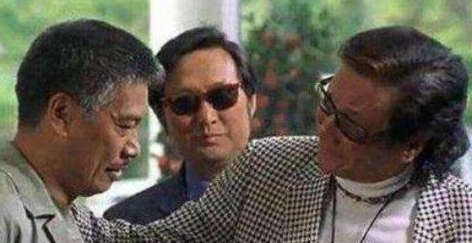 谢贤为什么零片酬出演功夫足球,谢贤拍少林足球的时候多大