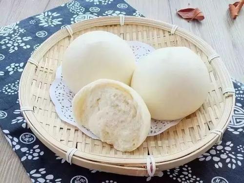 做馒头用低筋还是中筋好,馒头用低筋面还是高筋面粉