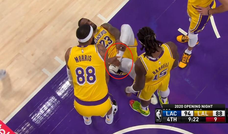 詹姆斯脚踝扭伤没事吧,巅峰詹姆斯崴脚后系鞋带