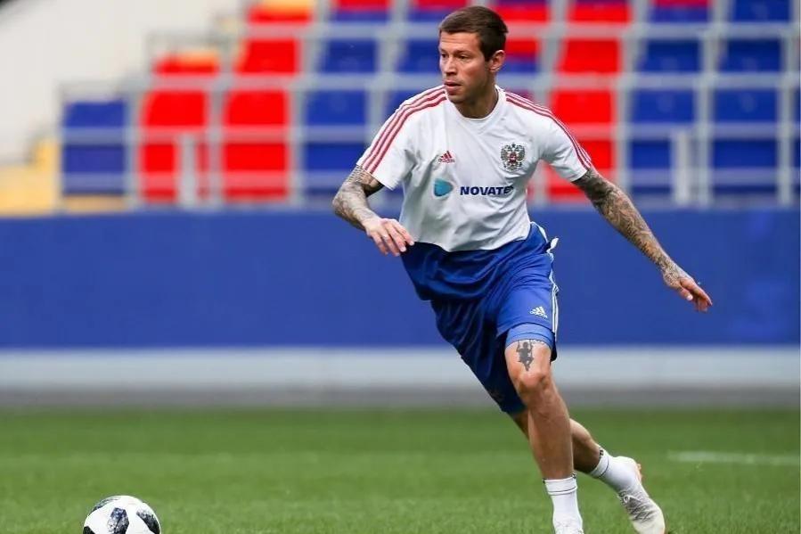 斯莫洛夫横扫,斯莫洛夫进球视频