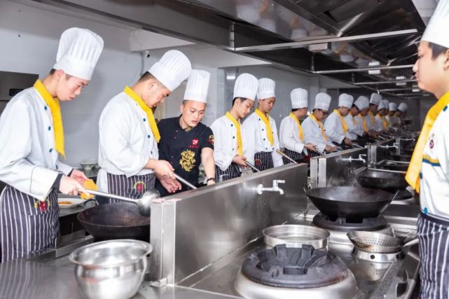 中式烹调设备,烹饪中式烹调能考理工大学吗