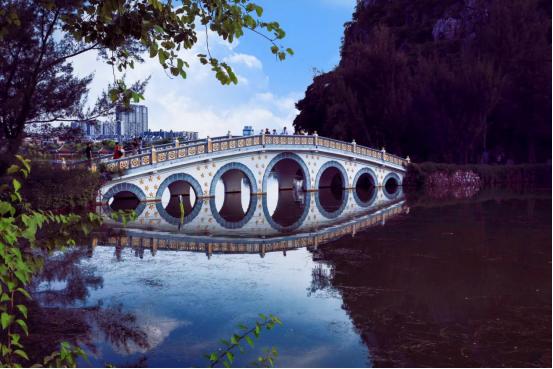 肇庆七星岩文化史迹照片,广东肇庆七星岩相片