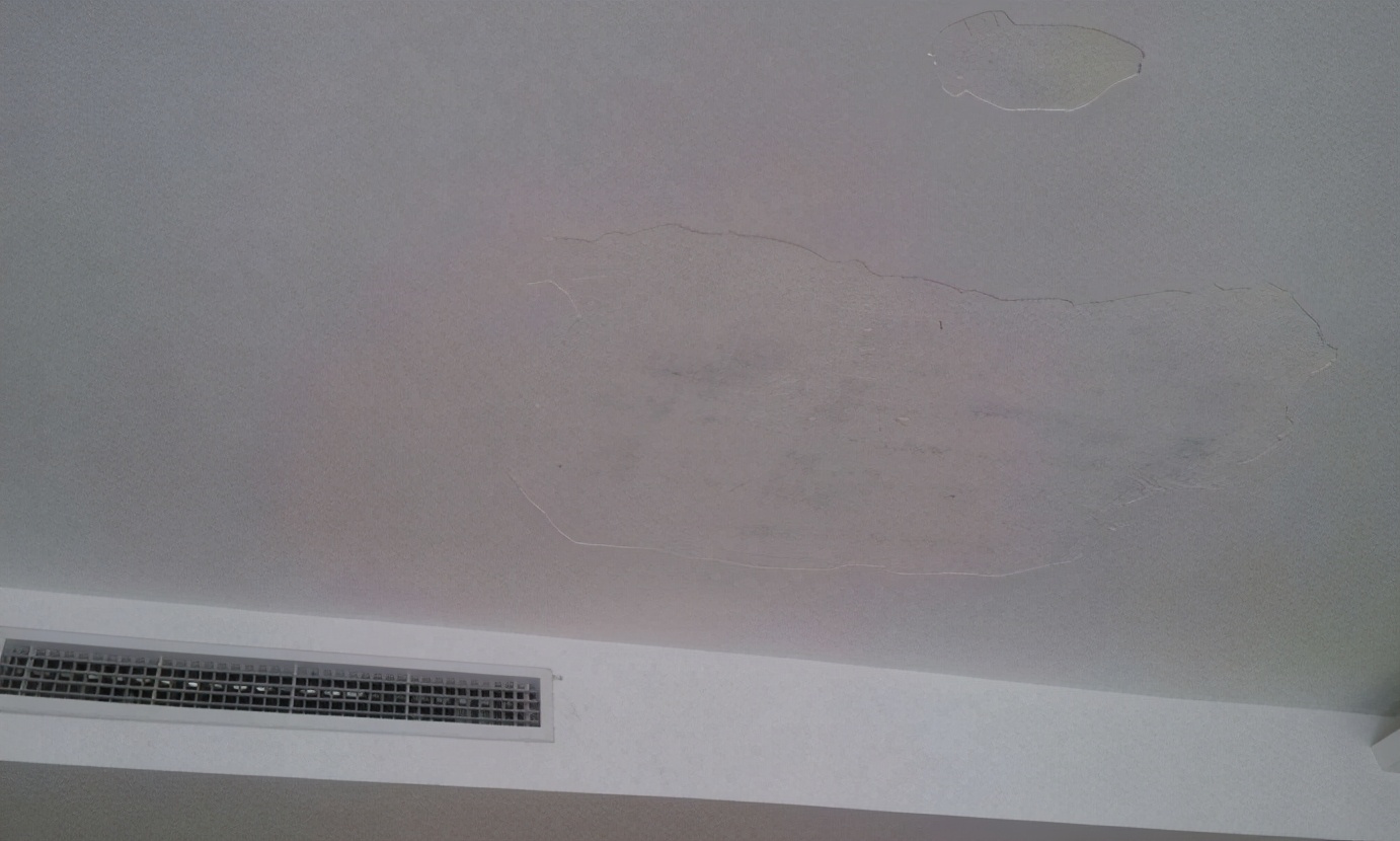 天花板掉皮解决方案,天花板掉皮可以贴什么处理