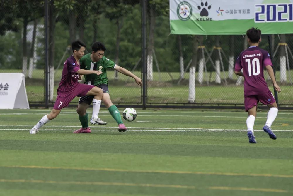 省长杯江阴一中决赛,江阴第一初中足球2024市长杯