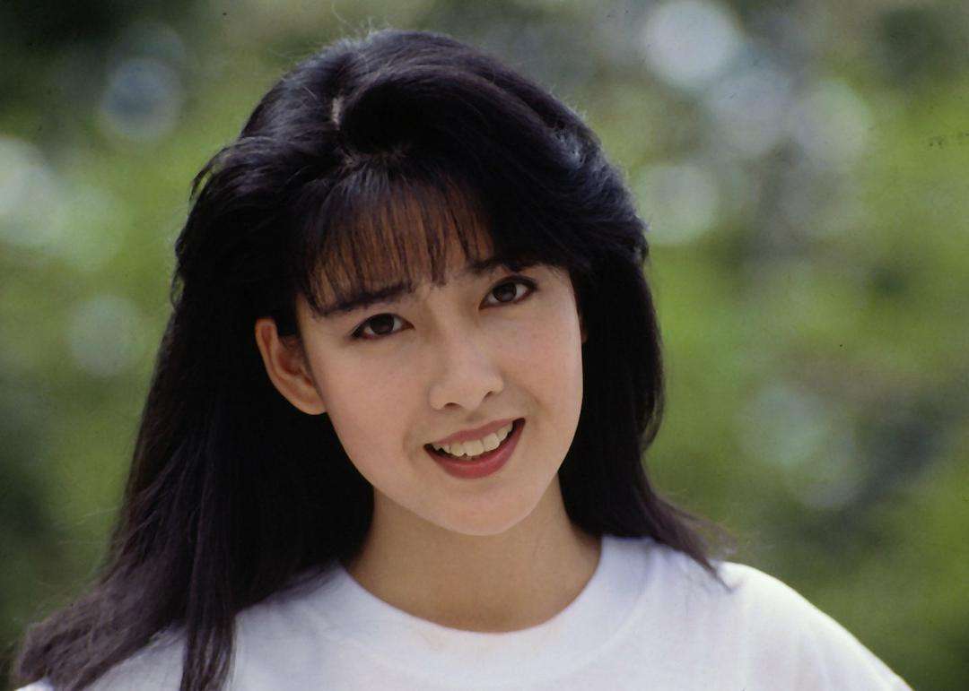 她是香港的玉女掌门人,她是玉女掌门人