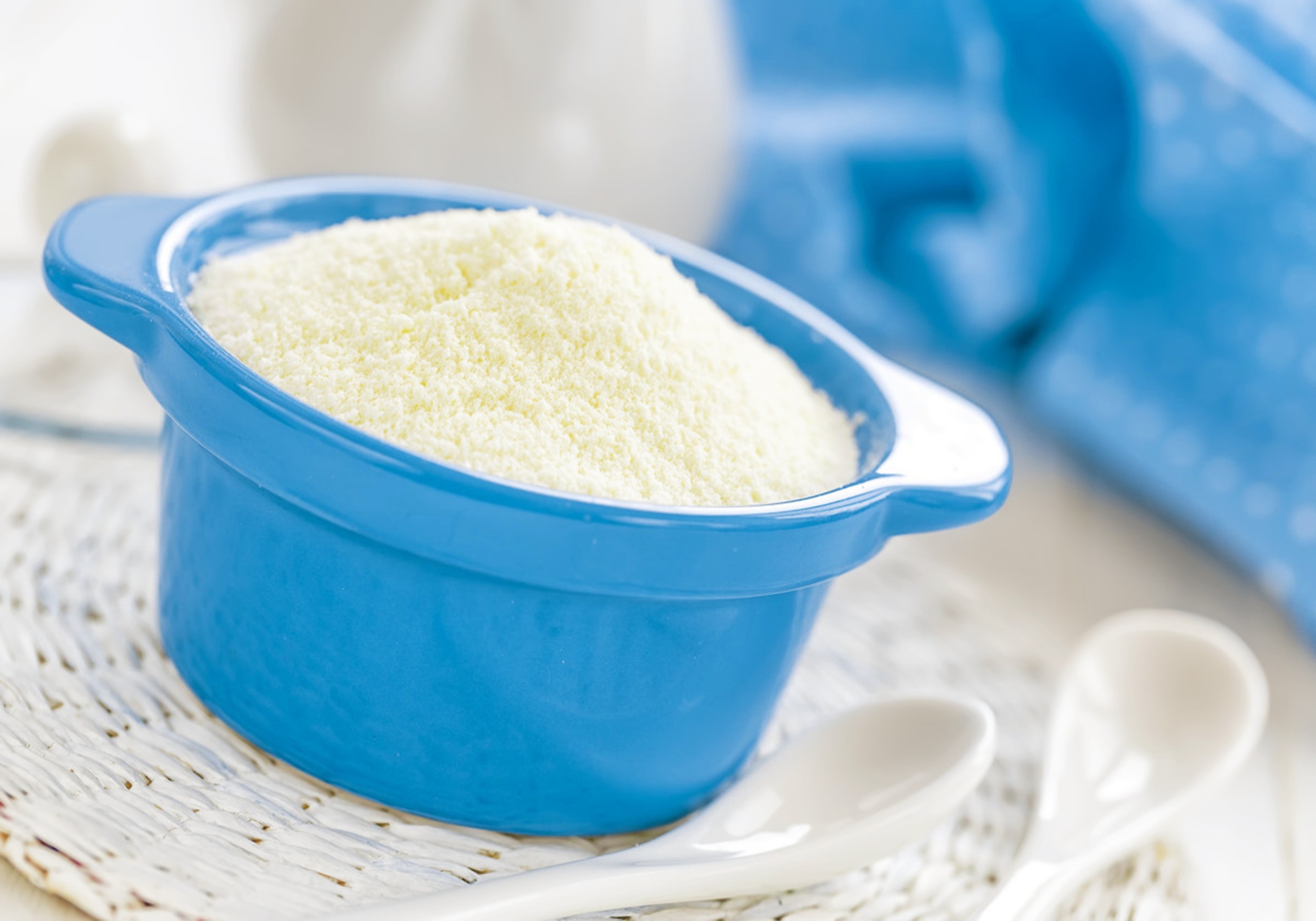 国产奶粉与进口奶粉的区别,国产奶粉跟进口奶粉的区别是什么