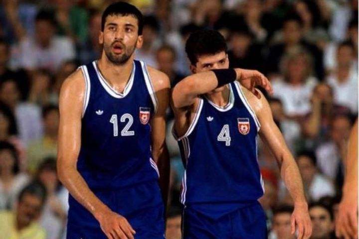 萨博尼斯的父亲打大卫罗宾逊,08年奥运会迪马利亚绝杀