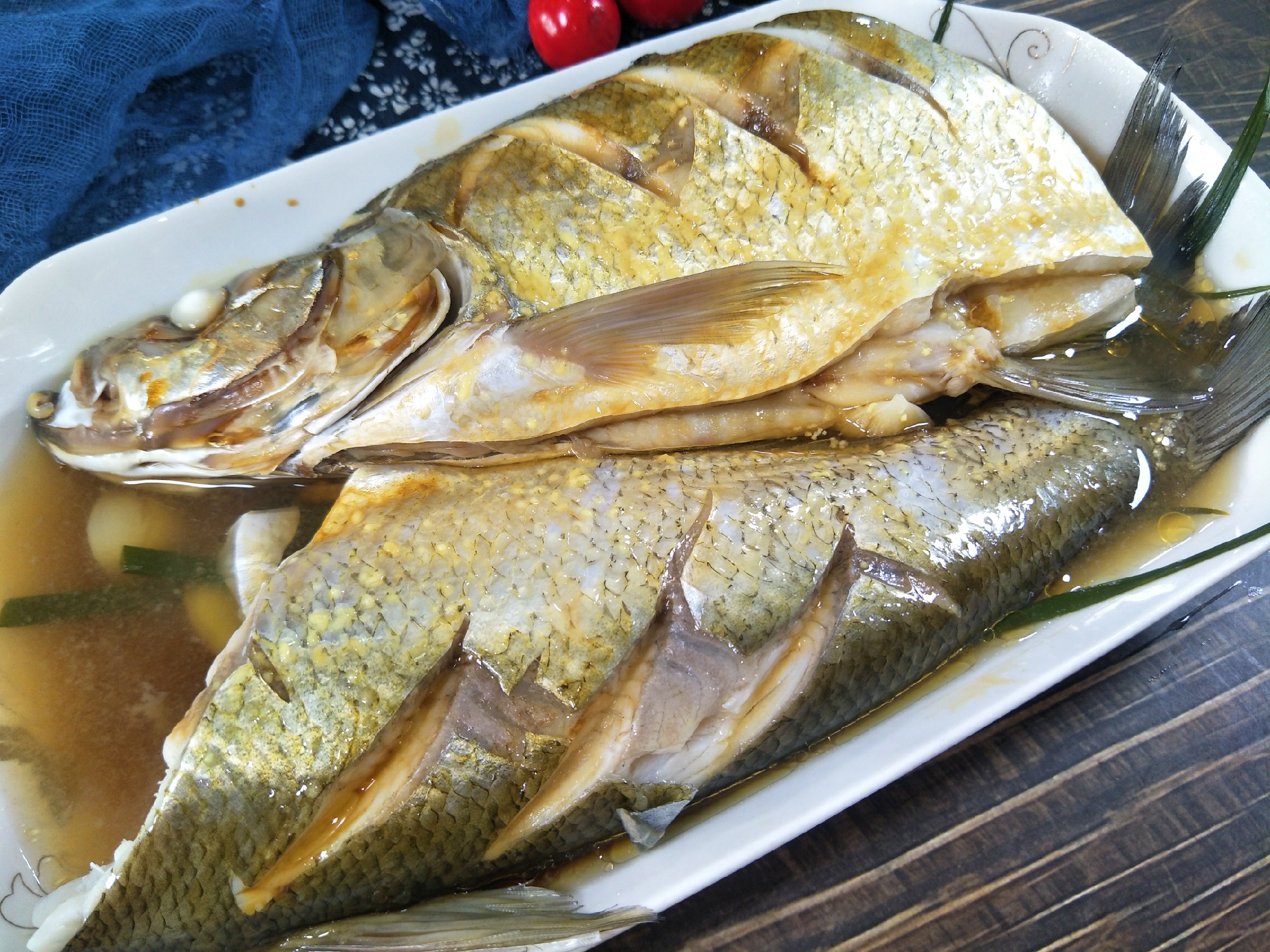 清蒸鱼没有蒸鱼豉油可以用生抽吗,清蒸鱼需要放什么料