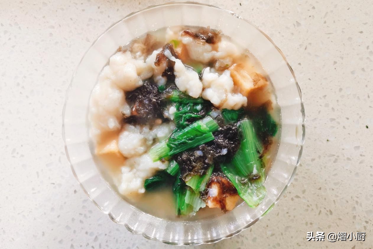 丝瓜紫菜鱼滑汤做法,紫菜滑肉汤怎么做又嫩又好喝