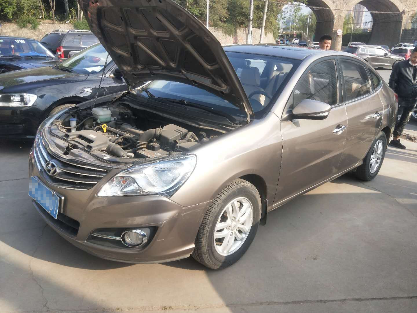 8年的二手车9万公里正常吗,现代悦动二手车10万公里