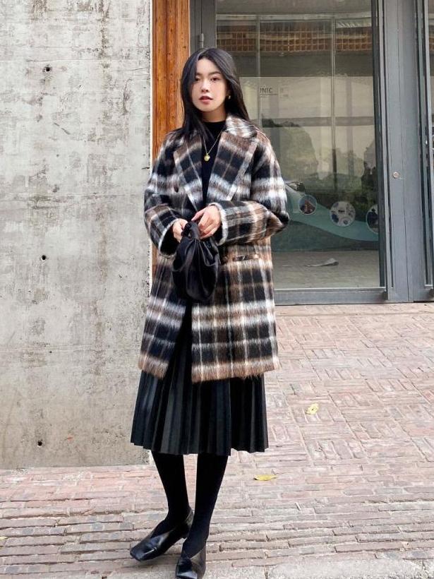 冬天穿格子大衣要怎么搭配,冬季格子大衣穿搭图片大全