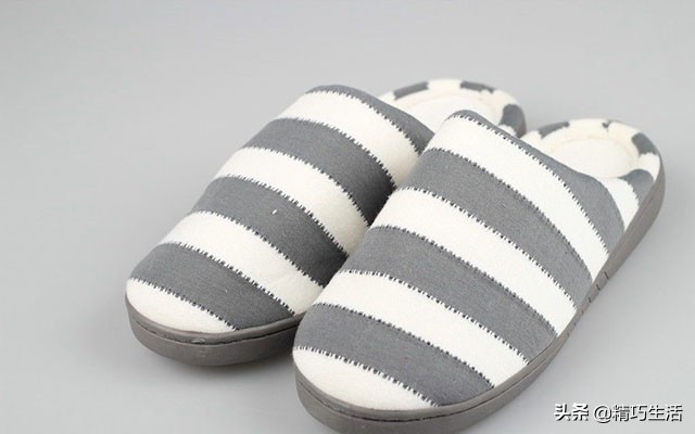 怎样洗掉白色棉拖鞋上的黄色污渍,棉拖鞋臭了怎么洗才干净