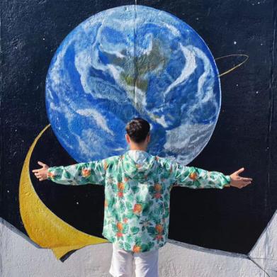 我用我自己挣的钱去旅游,拼搏四年去欧洲