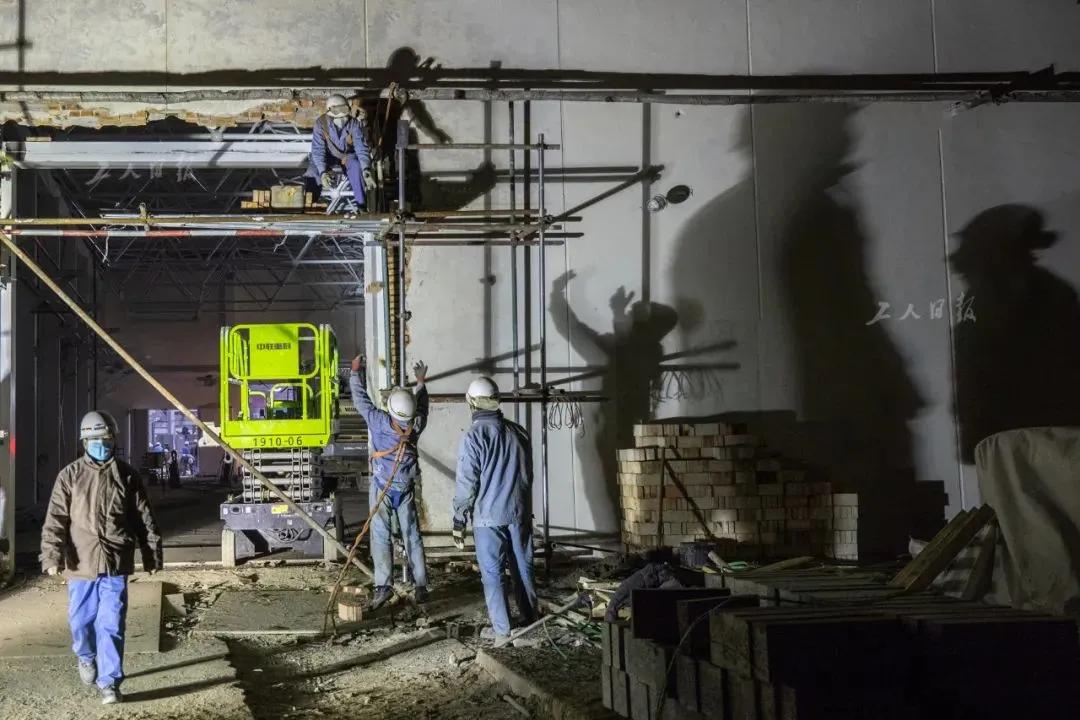 疫情中那些辛苦的人,疫情中还有哪些人员辛苦