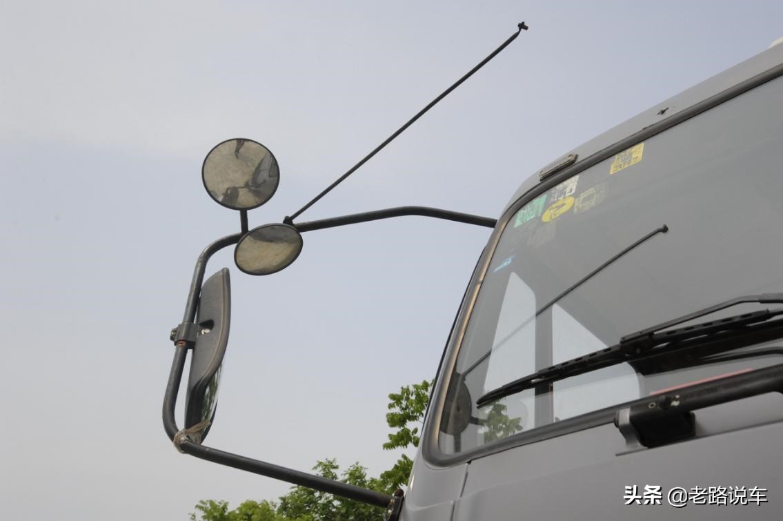 打造钢铁军队铸就时代楷模,重庆曾经有过的超跑神车