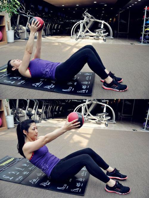 女生哑铃训练动作大全,哑铃减肥动作女生