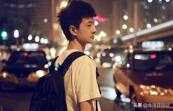 男生间让人心酸的友谊,男人的友情到底有多么感人