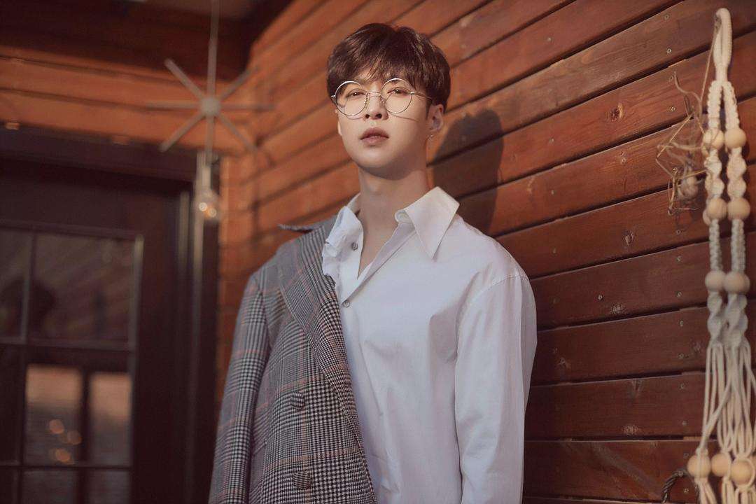 张艺兴从小绵羊到流量王完整版,张艺兴一直努力只为最好的表现