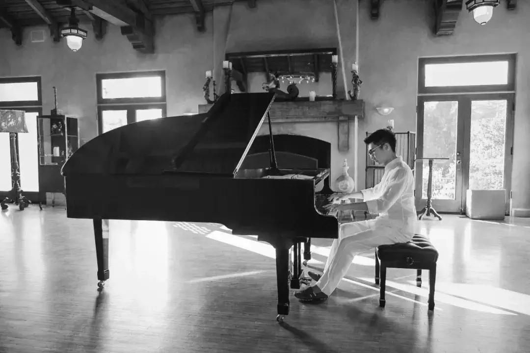 赵胤胤钢琴什么档次,赵胤胤专访