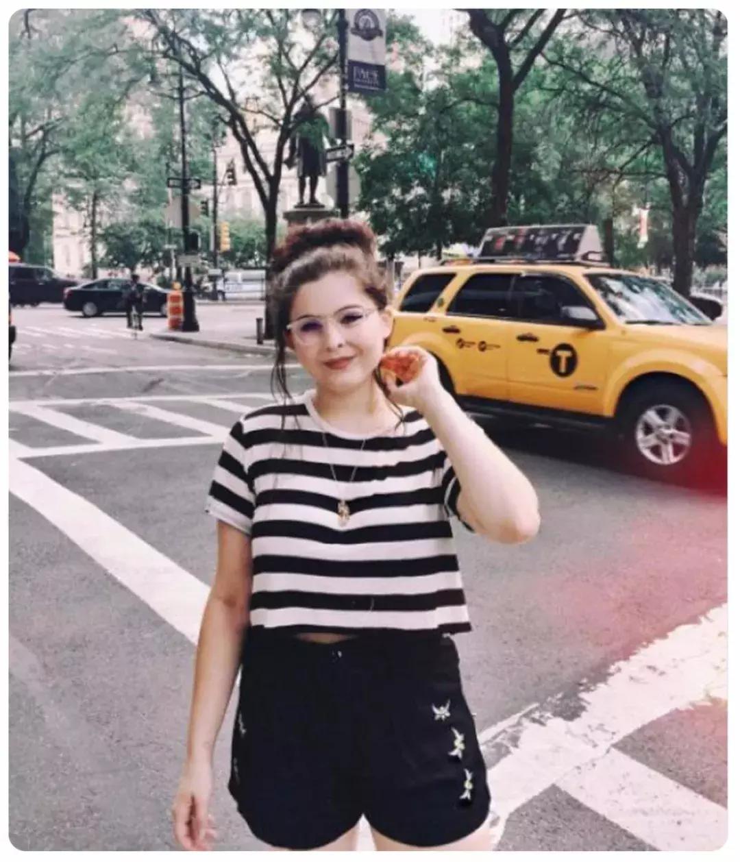 夏天穿蓝色短裤上衣穿什么好看,夏天哪几种短裤不要穿