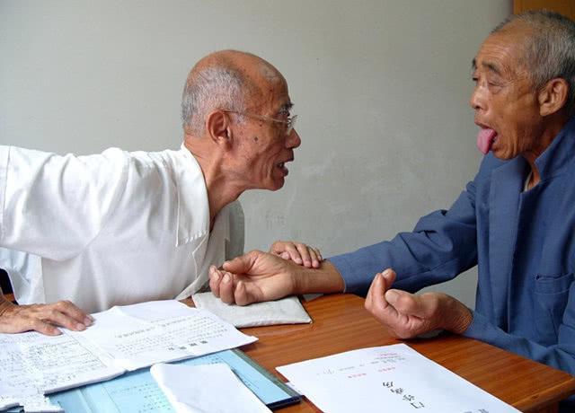 神医无证行医,民间中医免费治病算非法行医吗