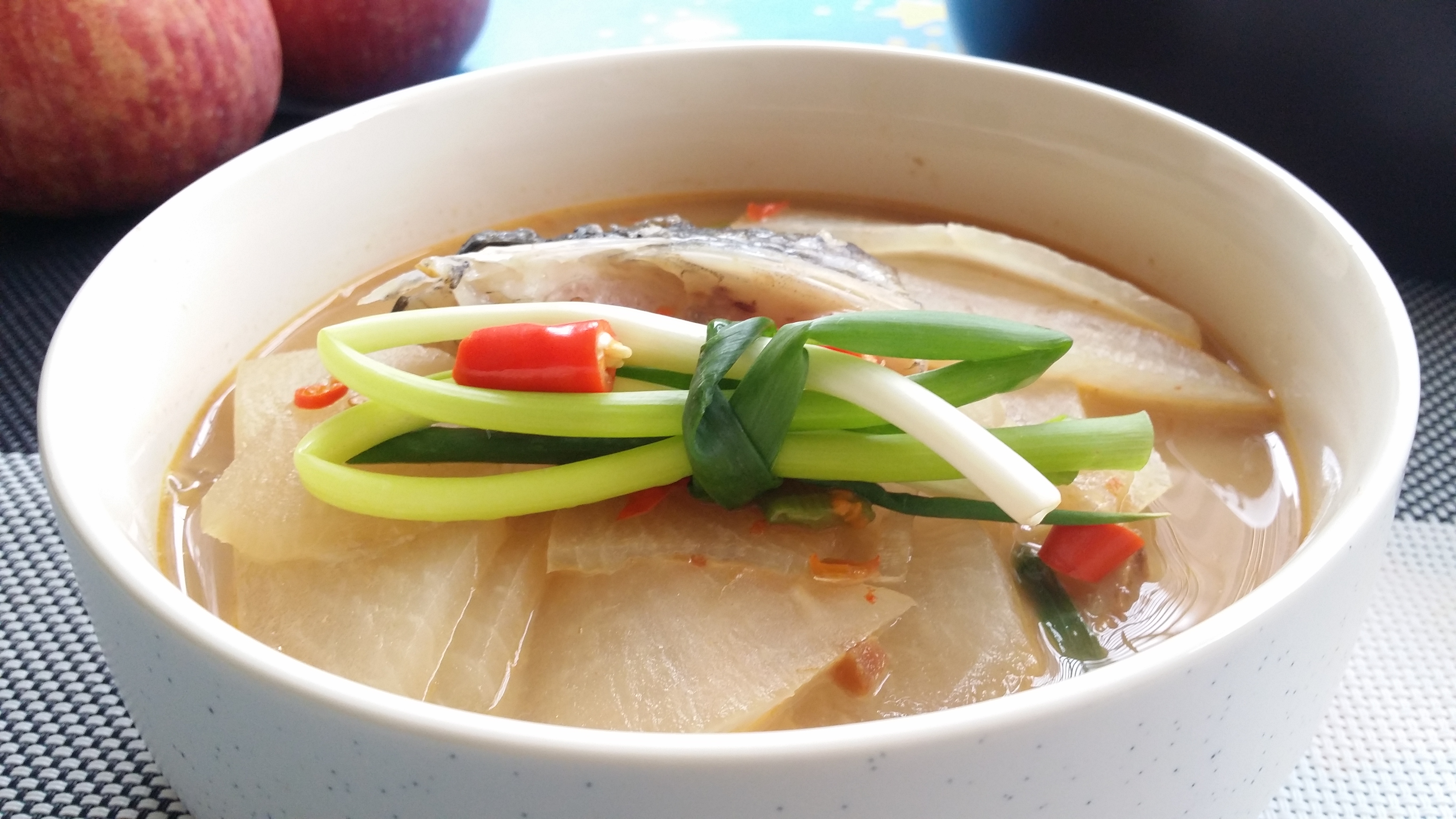 鱼头要怎么煮汤才不会腥,鱼头这样蒸才好吃