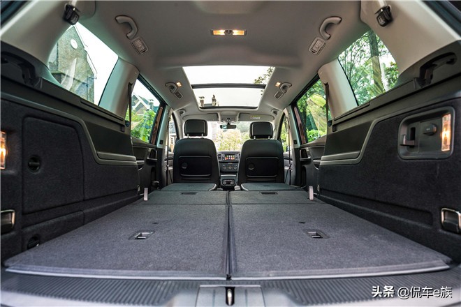 雨霁风光依旧笑春风解读夏朗的出行仪式感