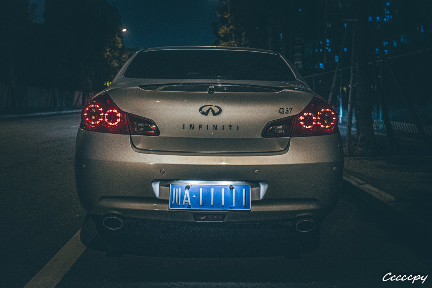 英菲尼迪g37coupe试驾,英菲尼迪g37低速行驶感受