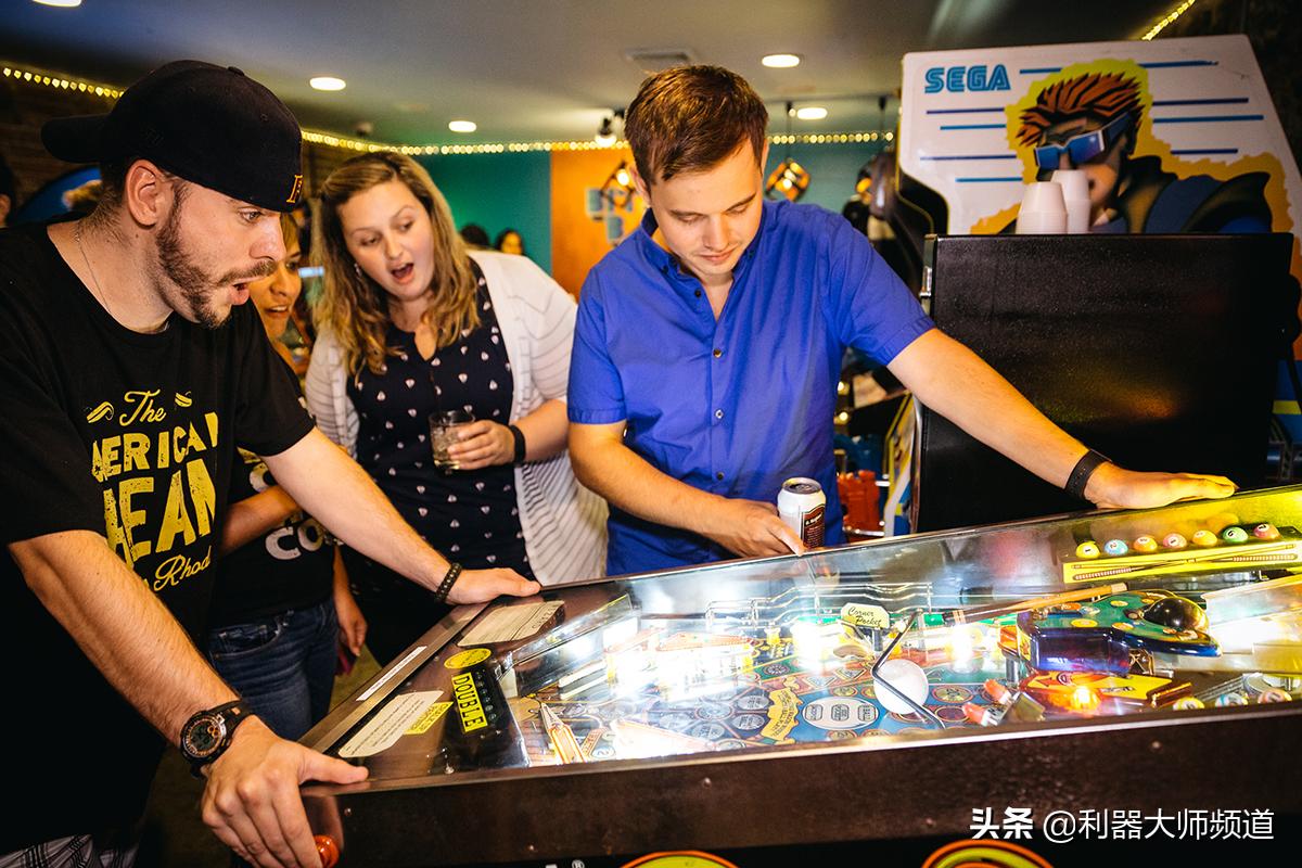 大叔打一场游戏赚钱,大叔用一块钱创业