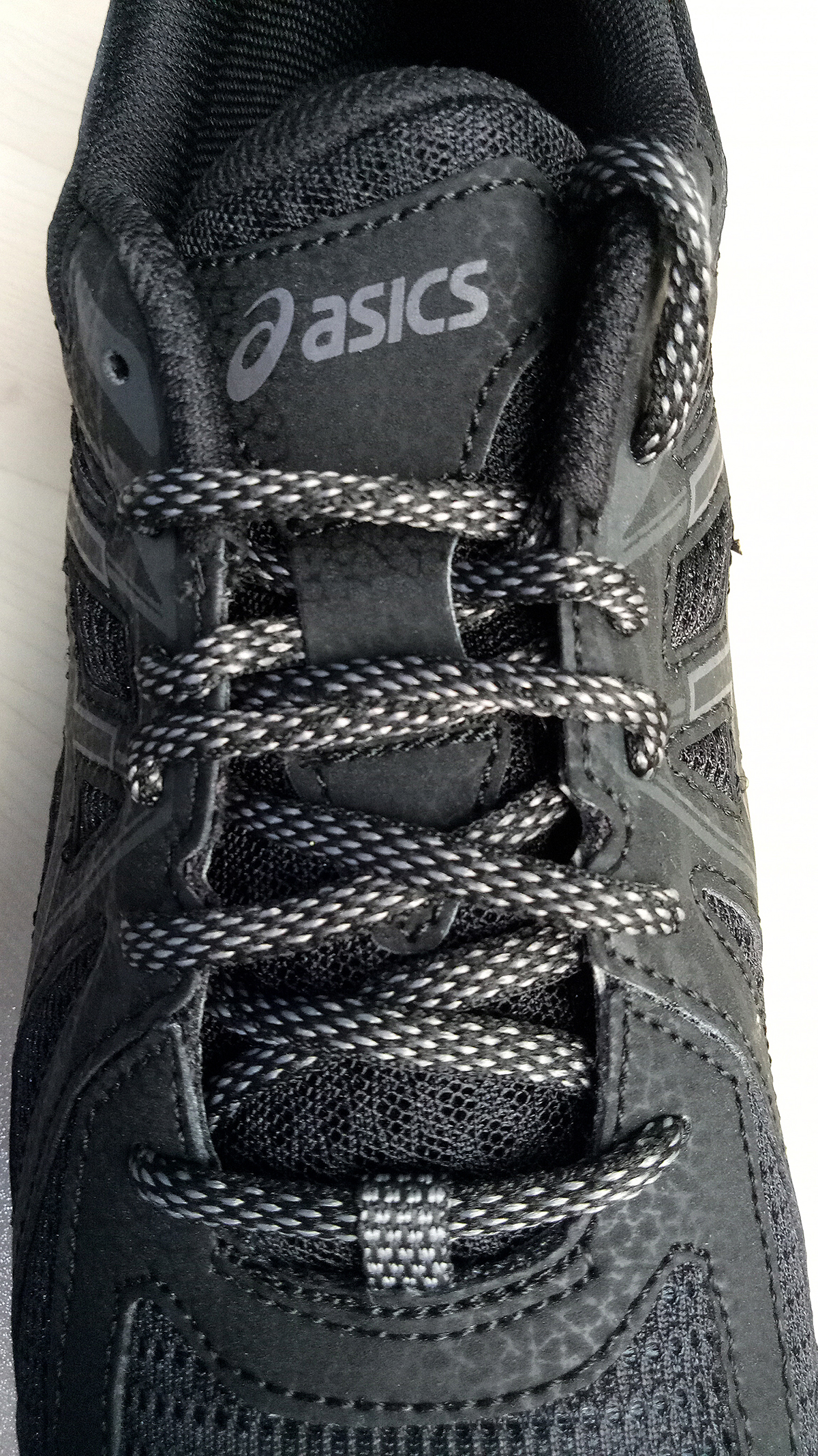 亚瑟士跑步鞋怎么样,亚瑟士哪个系列的跑步鞋比较好