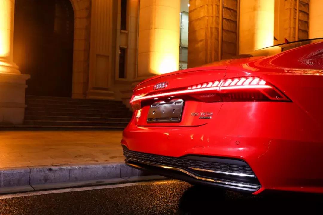 严绍健奔驰成名之作,全新奥迪a7测评视频