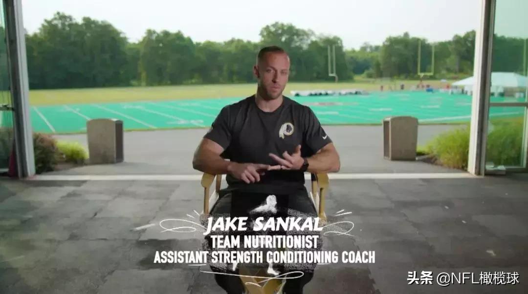 顶级身体养成计划:橄榄球大汉平时都是怎么吃的?