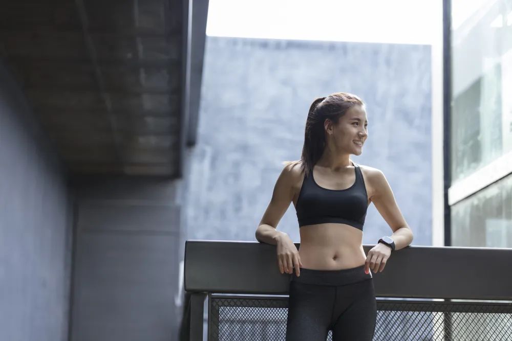 瘦胸运动的正确方法,运动减肥怎样防止瘦胸