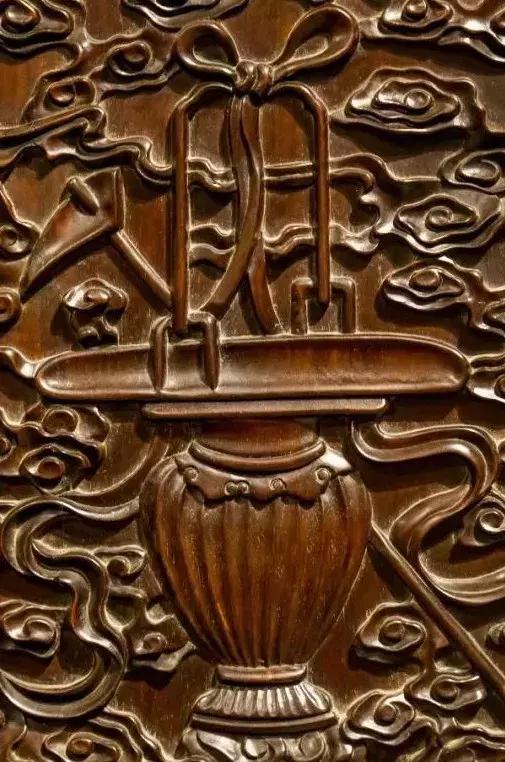 重器解析：紫檀八宝八仙纹大四件柜