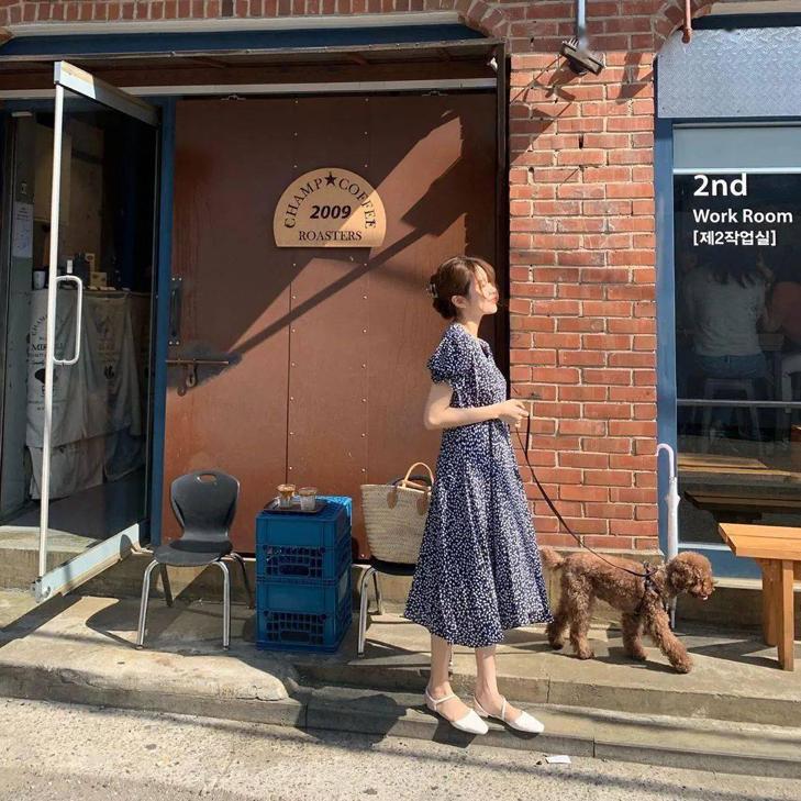 今年的流行鞋跟,今年的鞋子流行细跟还是粗跟