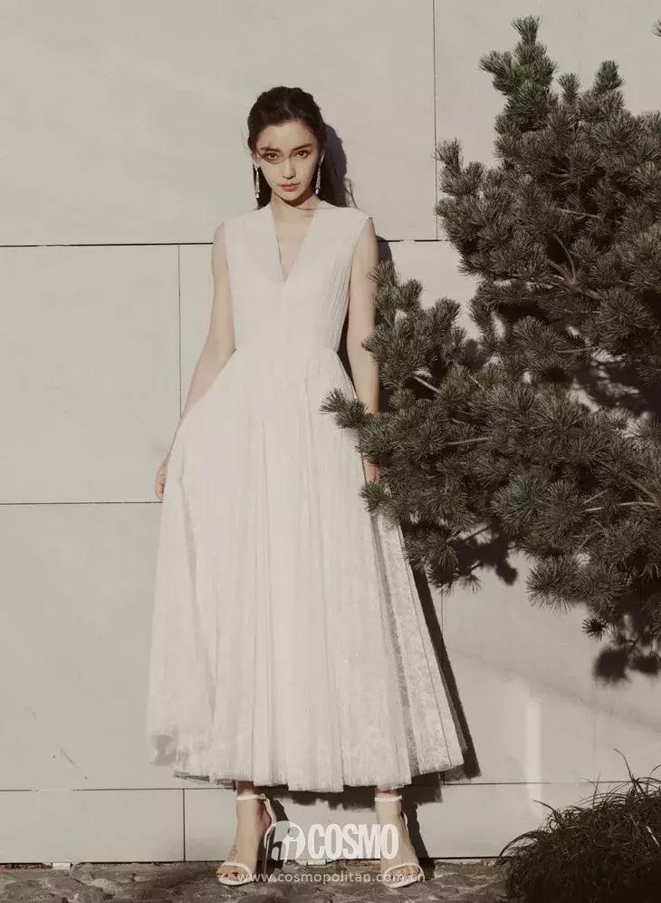 杜鹃吊带裙穿搭,杜鹃轻盈半身裙