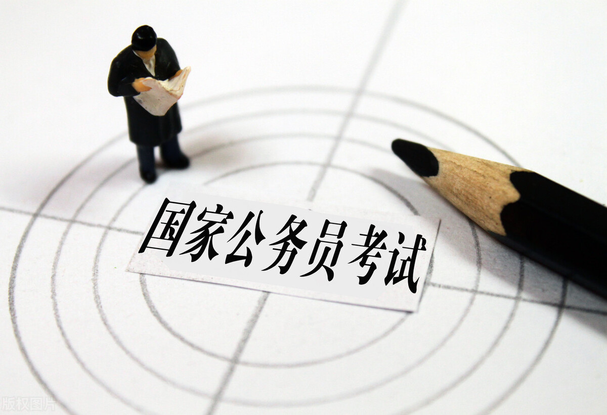 一蹴而就和一撮而就区别,一蹴而就还是一就而就