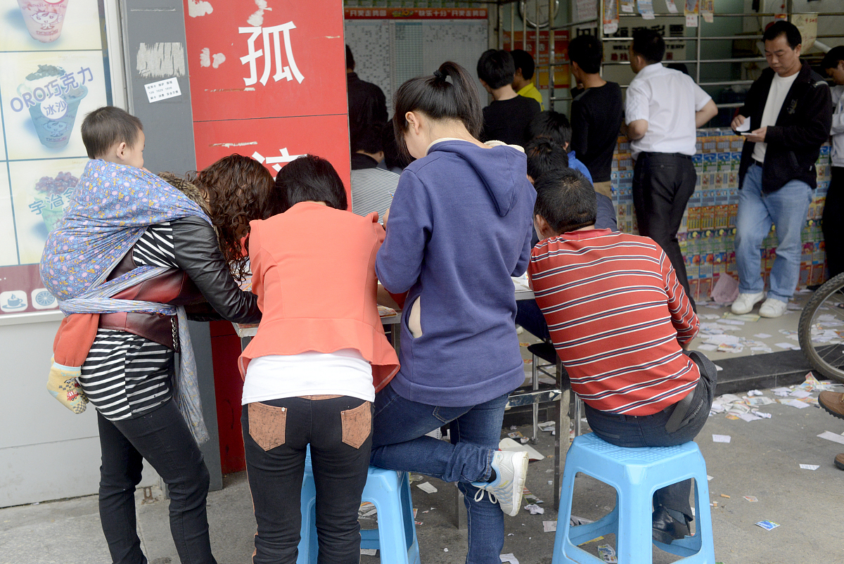 奖池超过50亿，彩民却纷纷弃彩，何因？老彩民“这番话”耐人寻味