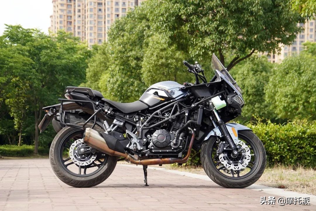 赛科龙rg3和铃木dl250哪款适合长途,赛科龙rg3旅行版测评