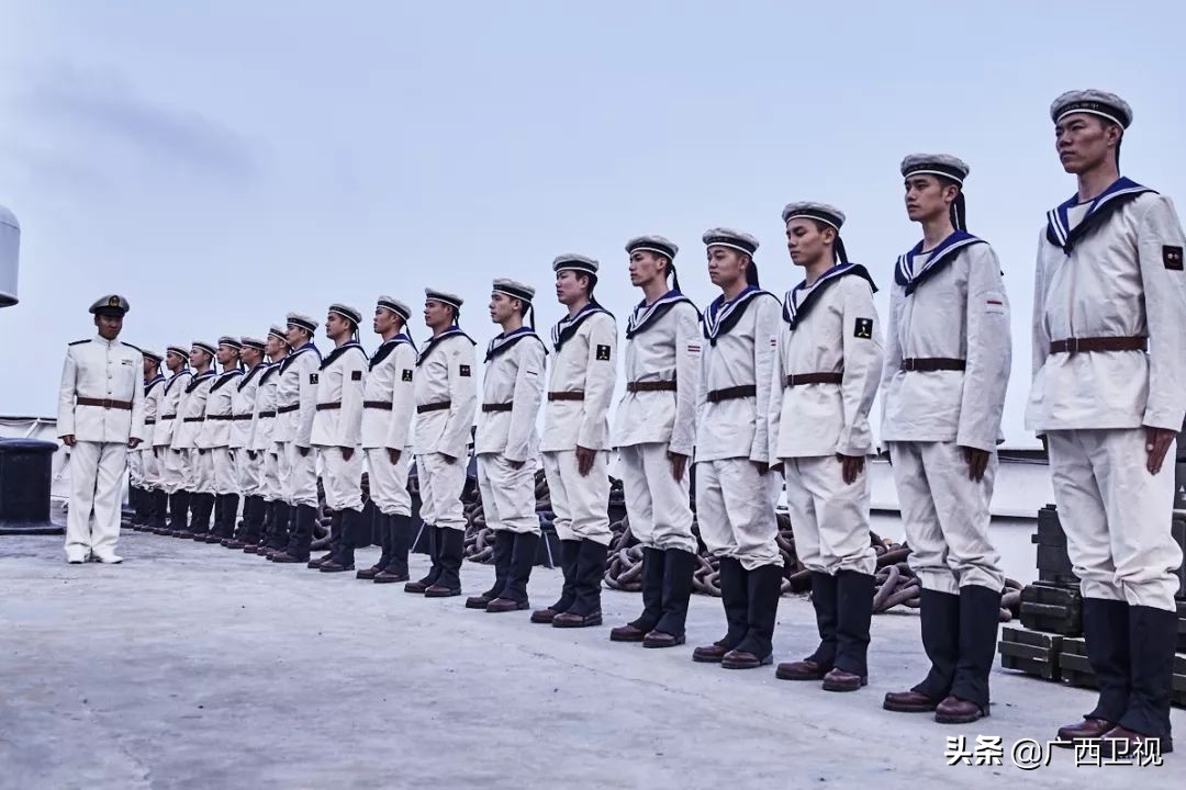 中国军兵的伙食,现在中国潜艇官兵每天的伙食标准