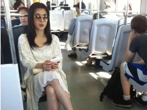 王祖贤温哥华生活,王祖贤加拿大开车购物