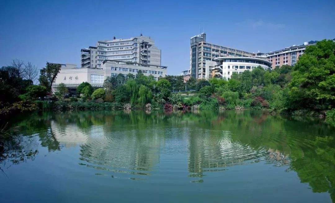 重庆邮电大学、西安邮电大学哪所实力更强?2021考生怎样选择