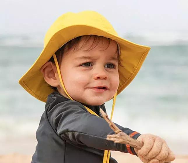 网传防晒霜抗晒实测,网上说的防晒霜真的有用吗